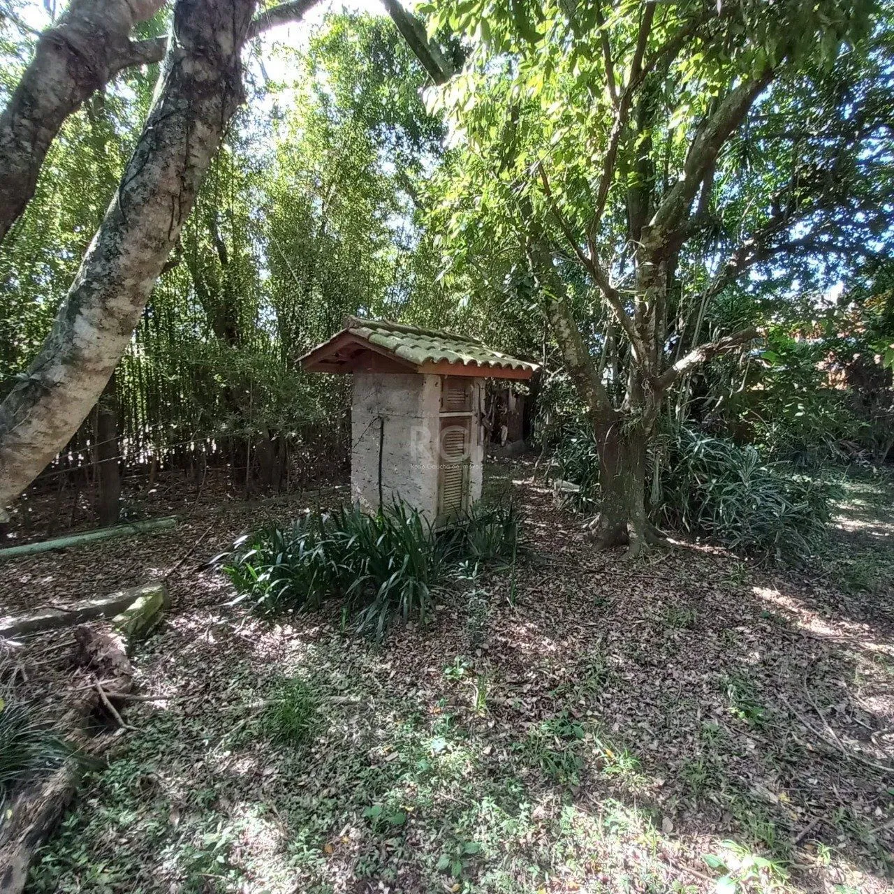 Imagem Terreno para Venda - 0m², 0 dormitórios, Belém Novo, Porto Alegre