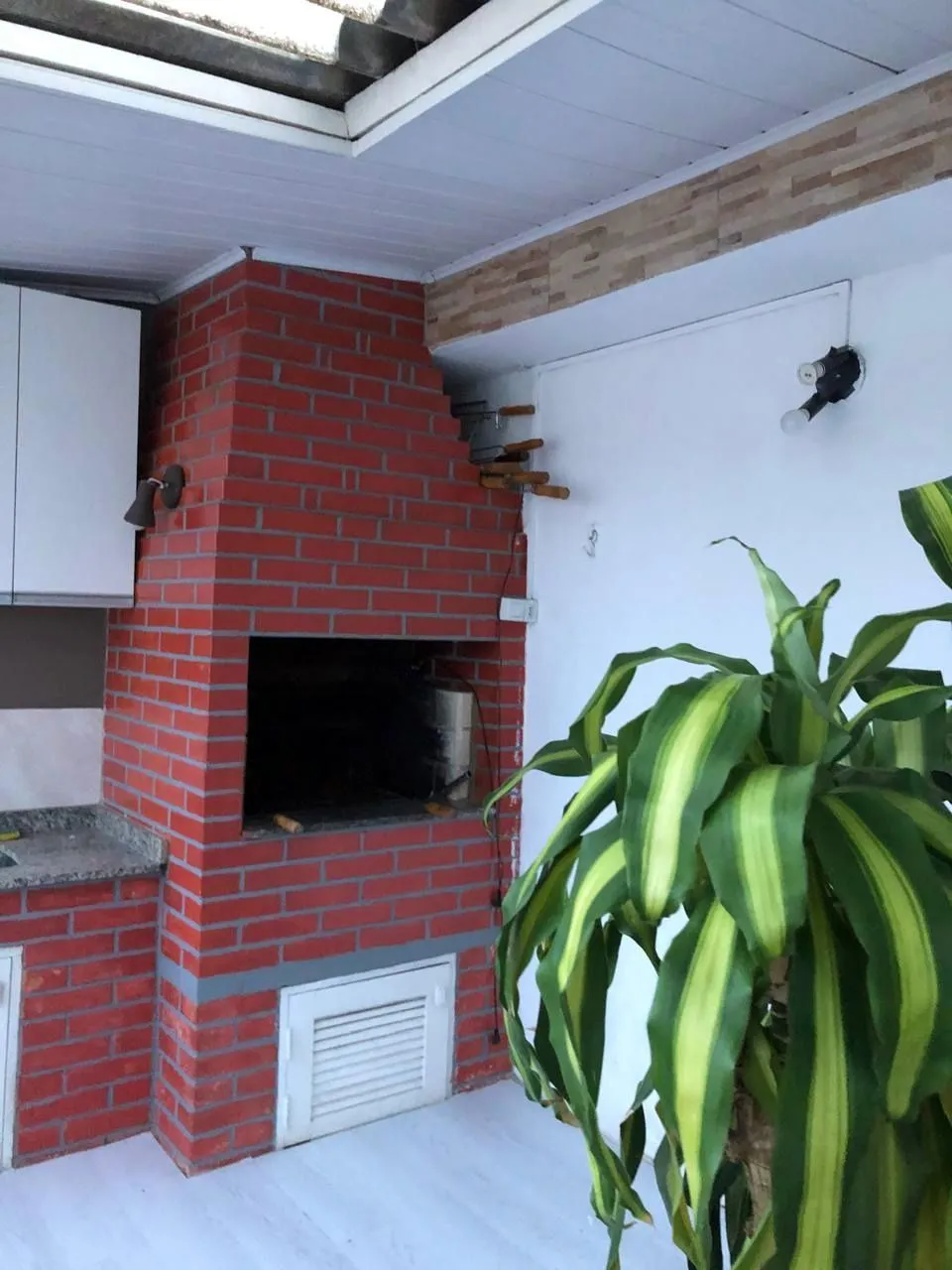 Imagem Cobertura com 2 quartos à venda na Rua Doutor Gastão Rhodes - Porto Alegre