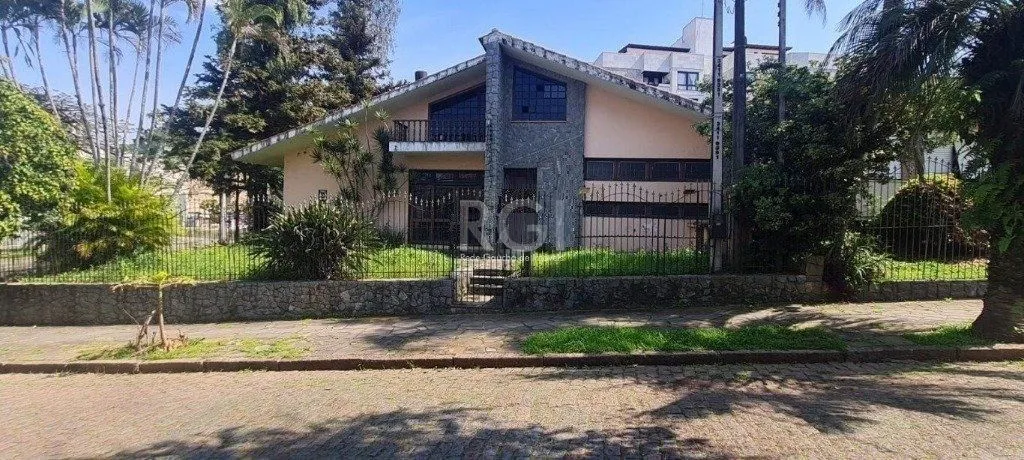 Imagem Casa para Venda - 400m², 4 dormitórios, sendo 1 suites, 4 vagas - Jardim Lindóia