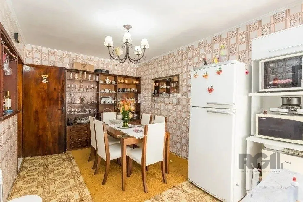 Imagem Casa de 3 dormitórios no bairro Jardim Carvalho