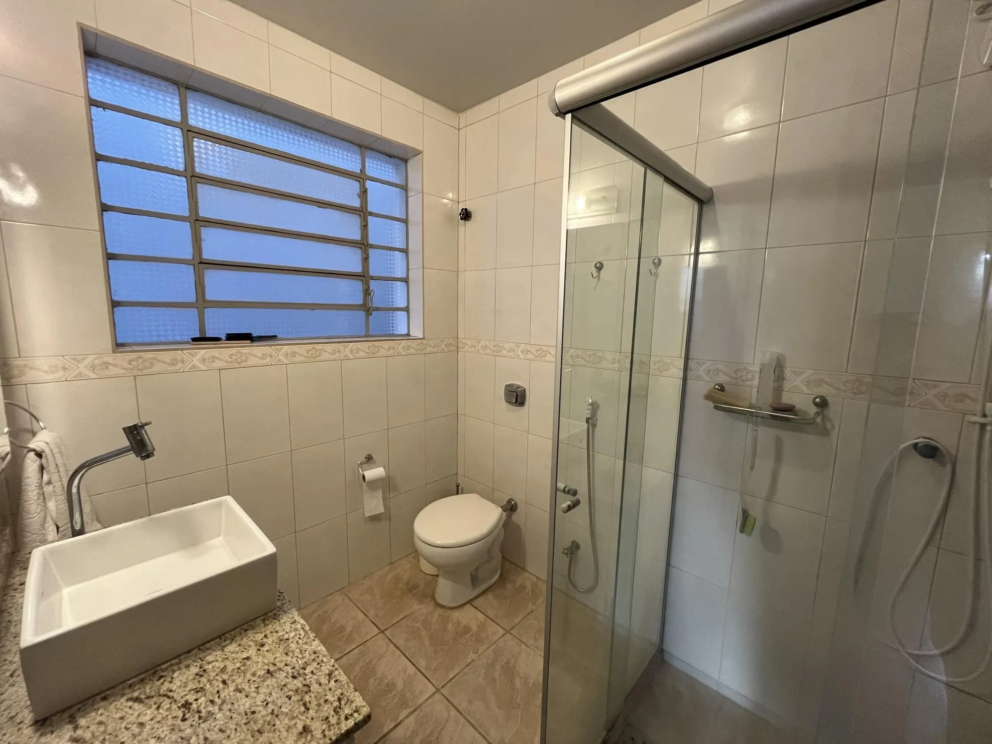 Imagem Bernaud - Apartamento de 4 quartos no bairro Menino Deus em Porto Alegre