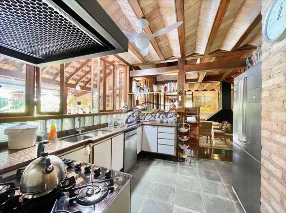 Imagem Casa com 3 dormitórios (1 suíte) à venda, 363 m² - Fazendinha - Granja Viana - Carapicuíba/SP