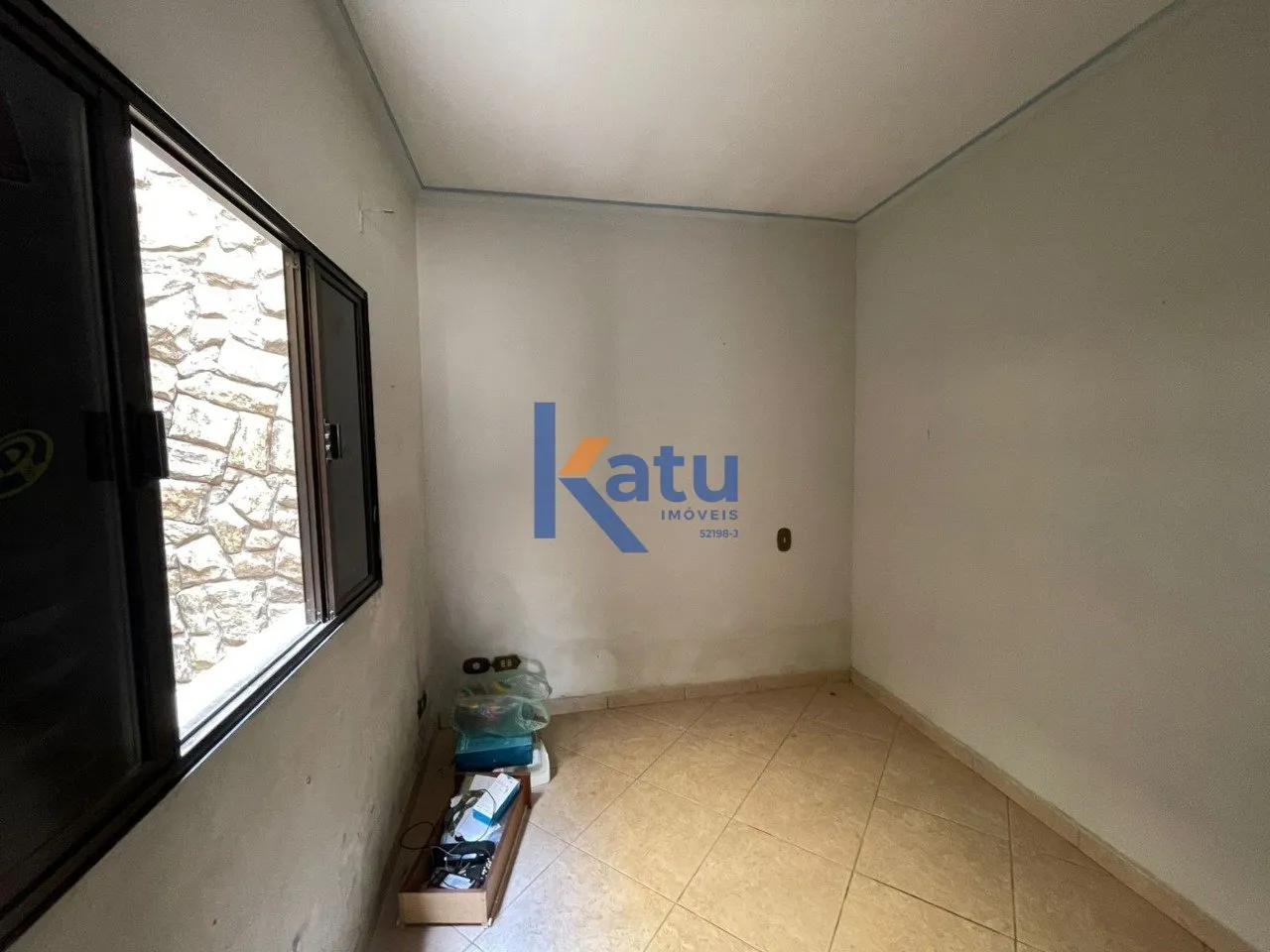 Imagem CASA TÉRREA PARA VENDA NO VILA RAMI - JUNDIAÍ/SP

A residência possui 183 m² de área construíd...