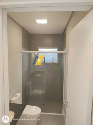 Imagem Linda Casa com 239 m² em Condomínio à Venda com 3 Quartos e 1 Suíte