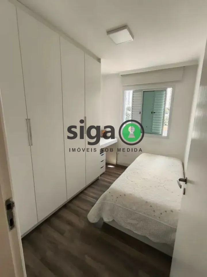 Imagem Casa sofisticada com jacuzzi privativa e acabamento contemporâneo.