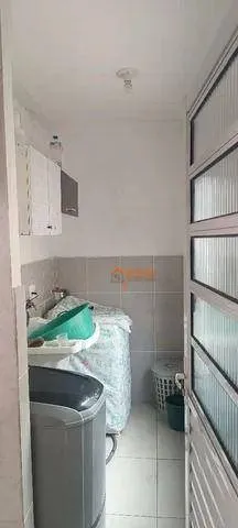 Imagem Sobrado com 3 dormitórios à venda, 184 m² por R$ 530.000,00 - Residencial e Comercial Guarulhos - Guarulhos/SP