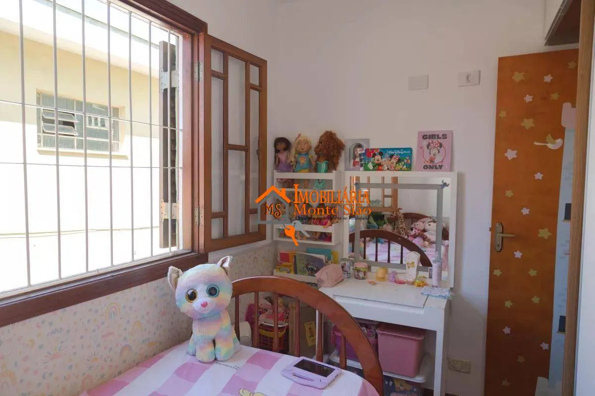 Imagem Casa com 3 dormitórios à venda, 202 m² por R$ 800.000,00 - Vila Augusta - Guarulhos/SP