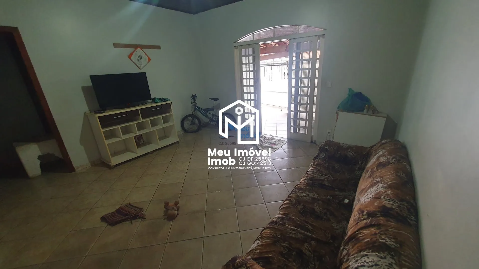 Imagem Casa com Loja 4 Quartos 3 Vagas 190m² Box em Blindex