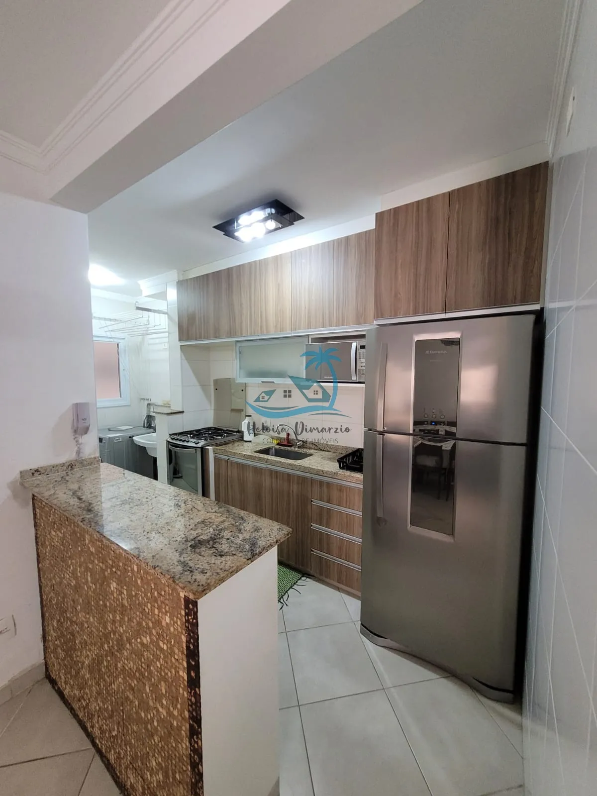 Imagem Excelente apartamento com 2 dormitórios a venda na melhor rua da Praia Grande em Ubatuba, a poucos metros do mar.
