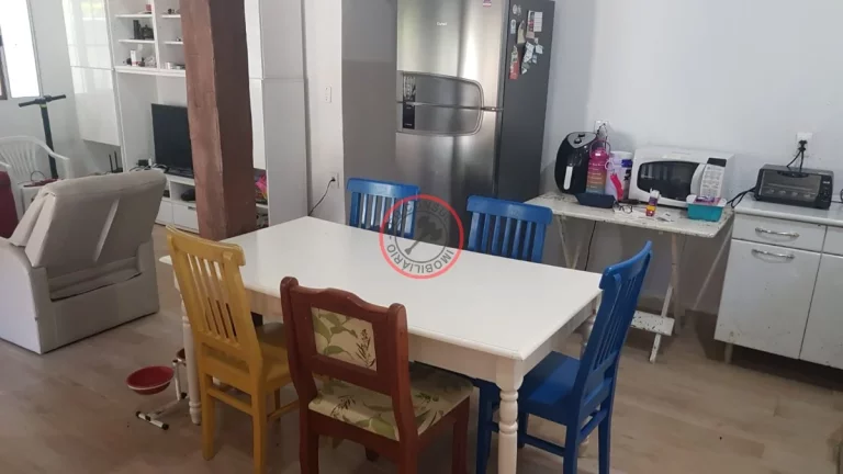 Imagem CASA A 100 METROS DA PRAIA COM 3 SuÍtes , PISCINA, 3 VAGAS , ACEITA PERMUTA , COMO PARTE DE PAGAMENTO NA ZONA OESTE DE SÃO PAULO