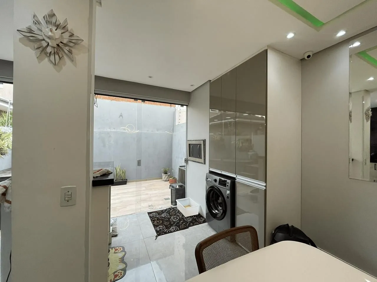 Imagem casa 3 dormitórios (1 s máster) 136,4 M² churrasq. lareira Jacuzzi Igara Canoas.