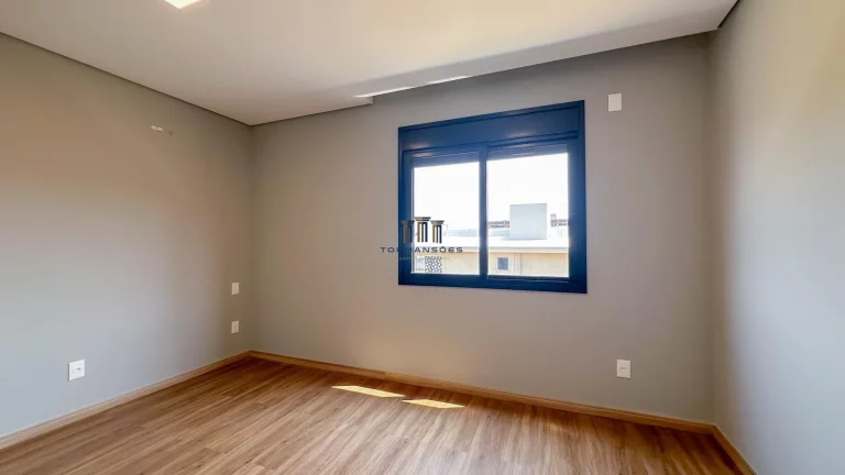 Imagem Casa moderna com vista definitiva, piscina suspensa em Alphaville/ Vespasiano