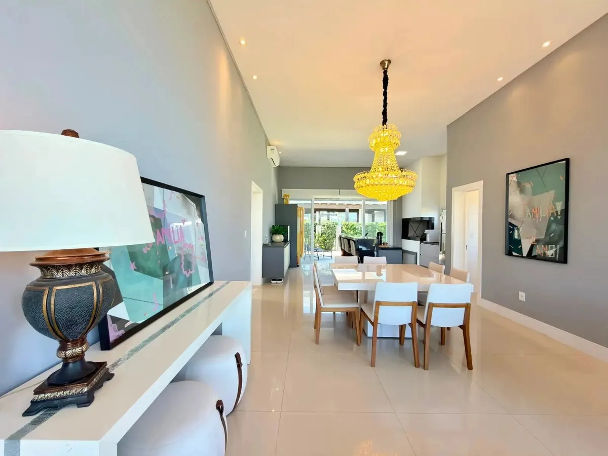 Imagem CASA EM CONDOMÍNIO À VENDA