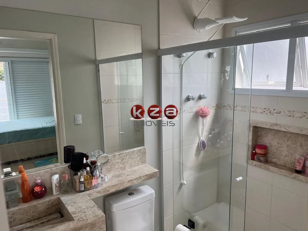 Imagem Linda Casa a venda no Condomínio Villa do Sol em Valinhos - 3 suítes, 2 salas, 5 banheiros, piscina e gourmet, 4 vagas, 230m².