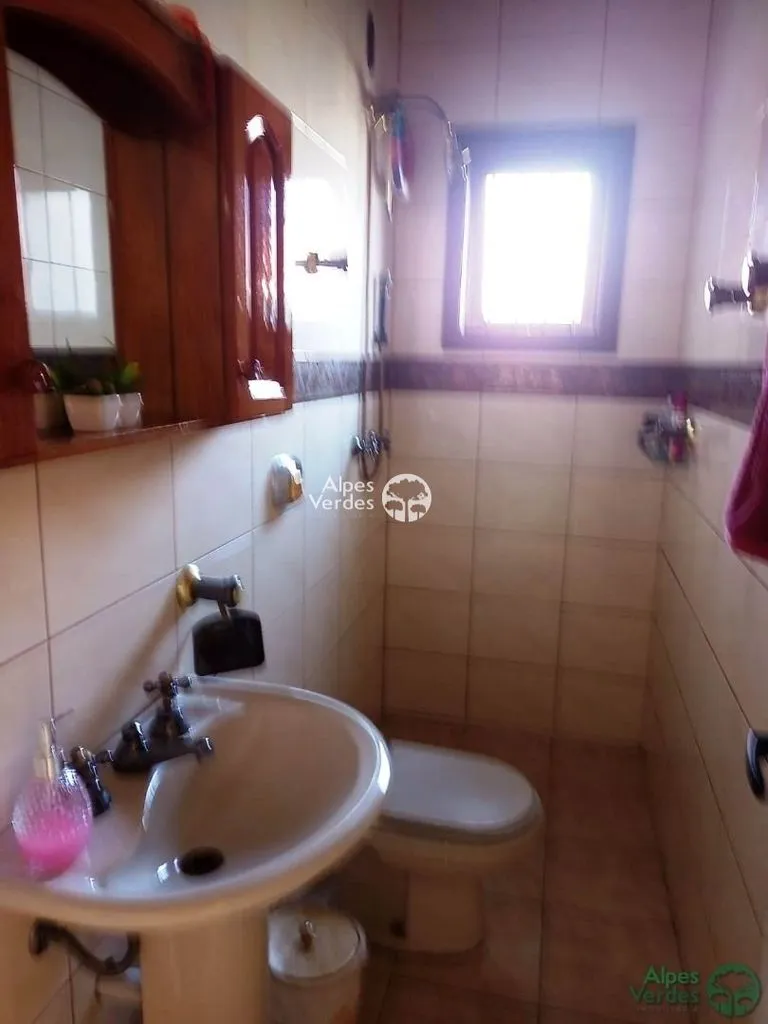 Imagem Vende-se Casa em Canela á 5 minutos da Catedral de Pedra