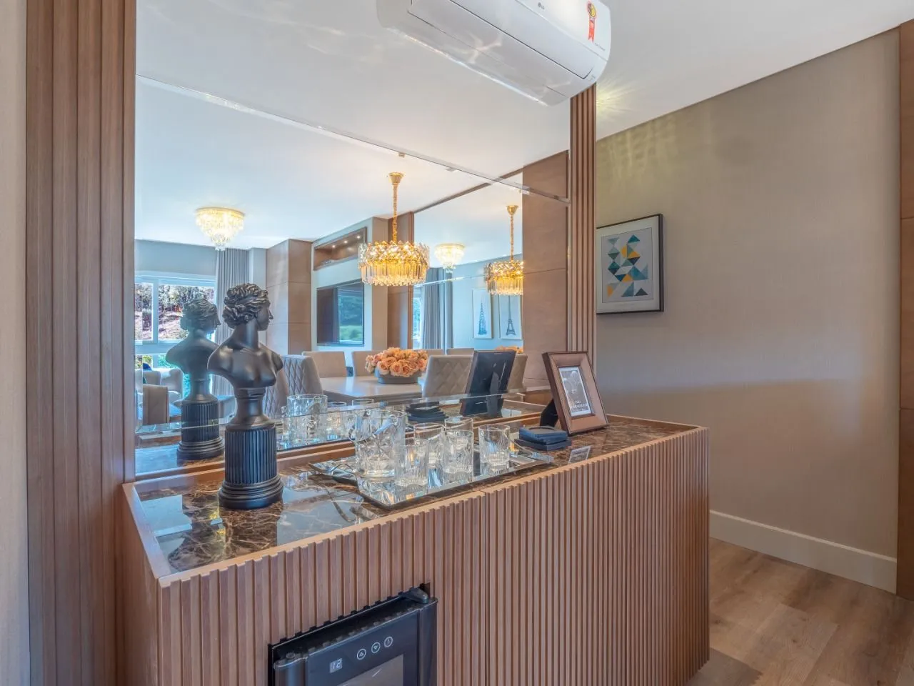 Imagem Apartamento à venda em Gramado, Centro, com 3 quartos, 180m2