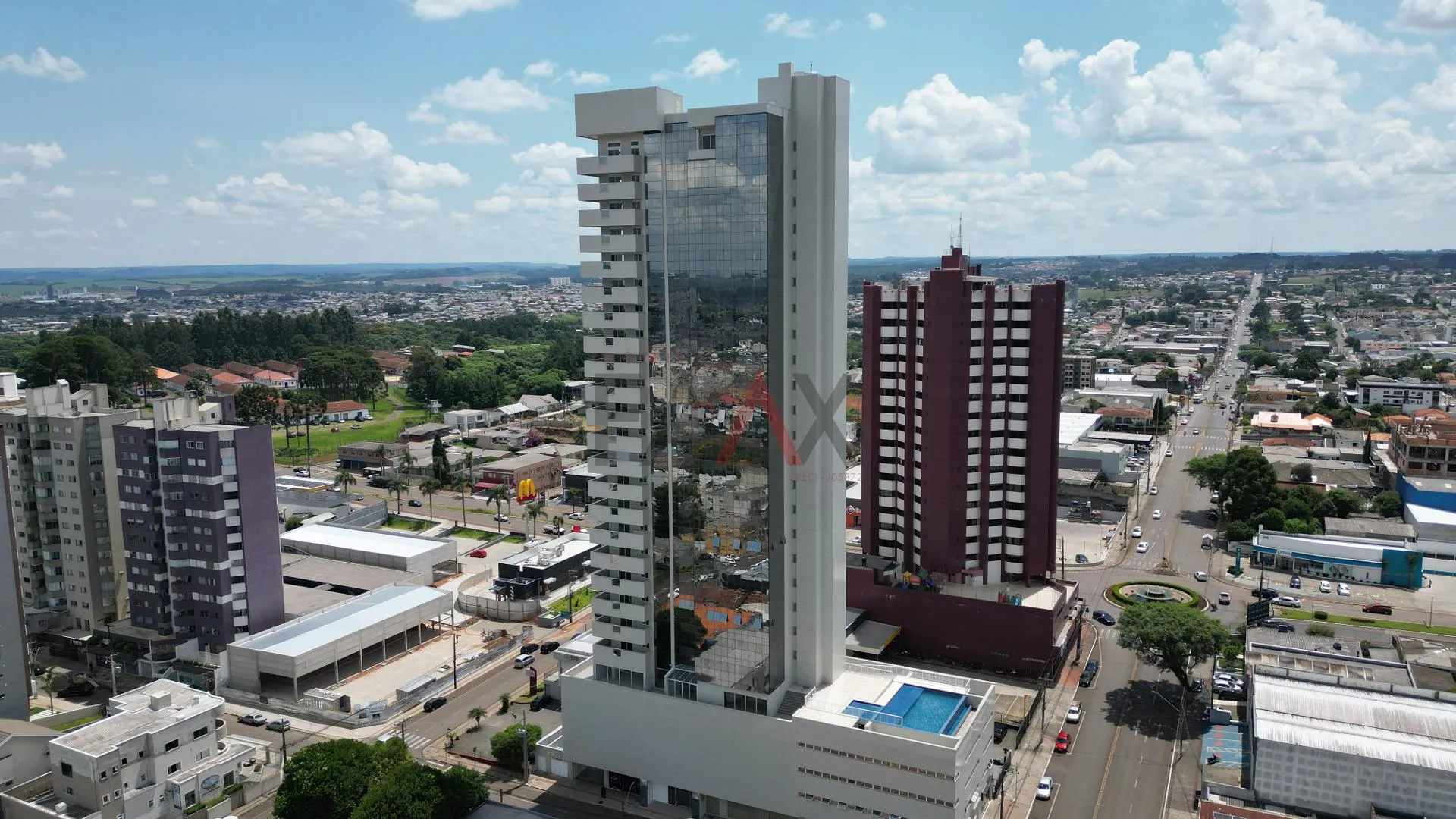 Foto do imóvel Eunice Guimarães Apartamento ALTO PADRÃO à venda no CENTRO de GUARAPUAVA - PR