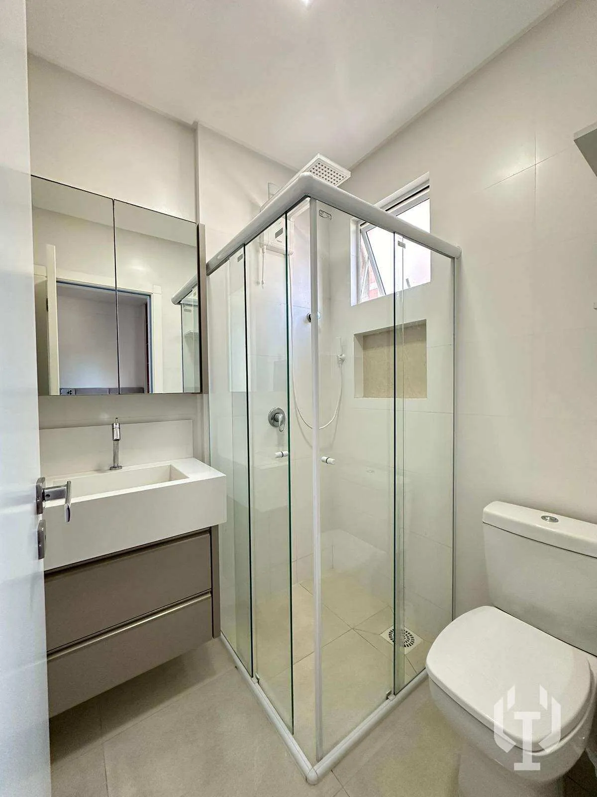 Imagem Apartamento para alugar, no Costa mare, Meia Praia, com 3 quartos, 100m2