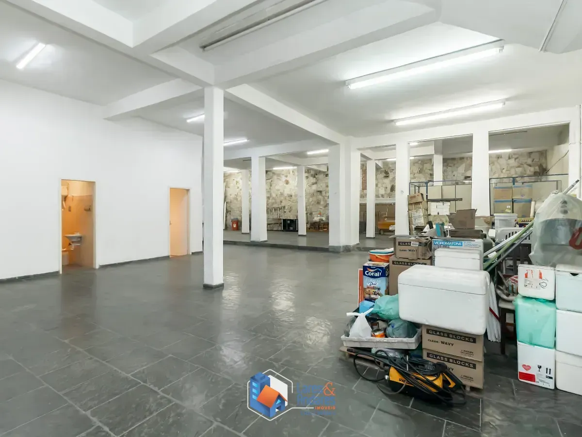 Imagem Sobrado para venda em Jardim Cidade Pirituba com 4 quartos, sendo 3 suítes, 600m²