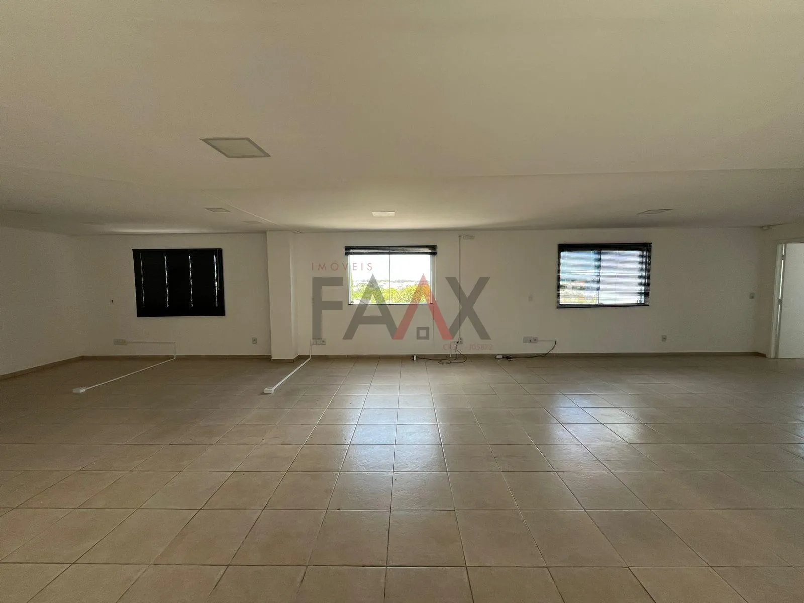 Imagem Excelente Sala Comercial para locação em cima da Odontocenter, CENTRO - Gpva, GUARAPUAVA - PR
