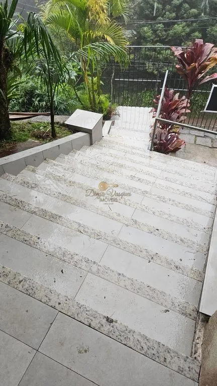 Imagem Casa para Venda em Teresópolis / RJ no bairro Soberbo