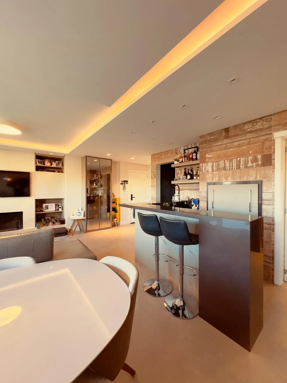 Imagem ️ BELÍSSIMO APARTAMENTO NO QUARTIER CABRAL - ALTO PADRÃO EM PORTO ALEGRE