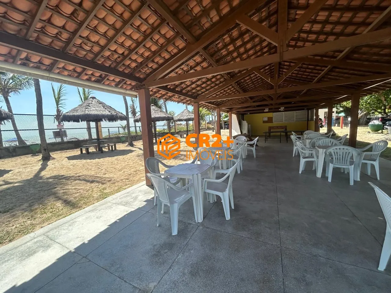 Imagem Vendo casa em condomínio Beira Mar em Maria Farinha com 138m² - 4 quartos / 2 su