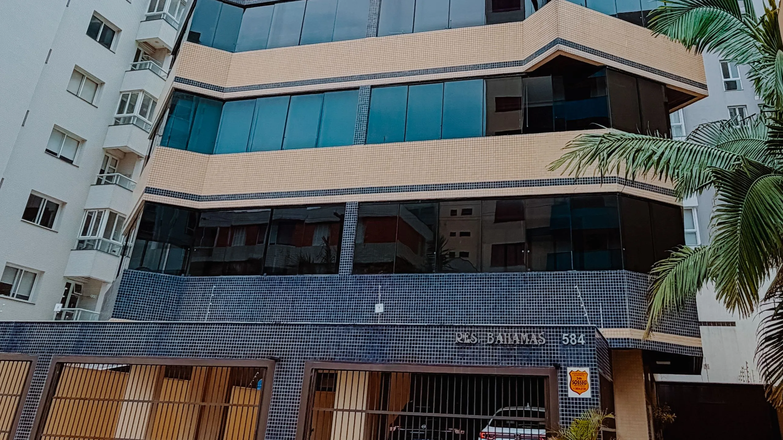 Imagem Apartamento à venda em Torres, Centro, com 2 quartos, 101,49m2