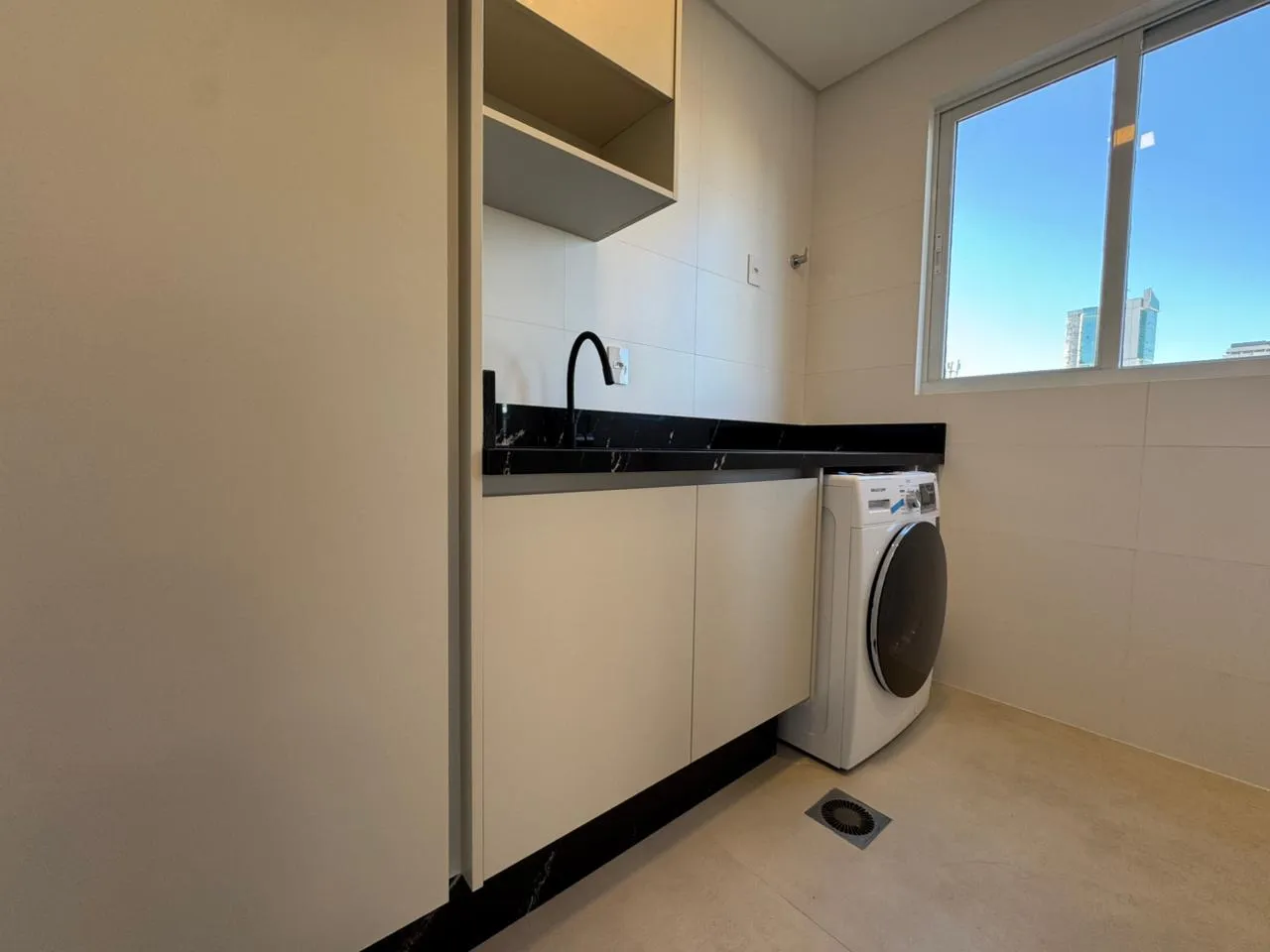 Imagem Apartamento com vista para o mar à venda com 164m2 por R$ 4.790.000,00