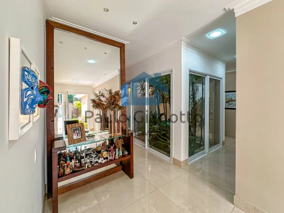 Imagem Casa de Alto Padrão no Condomínio Dom Henrique II
