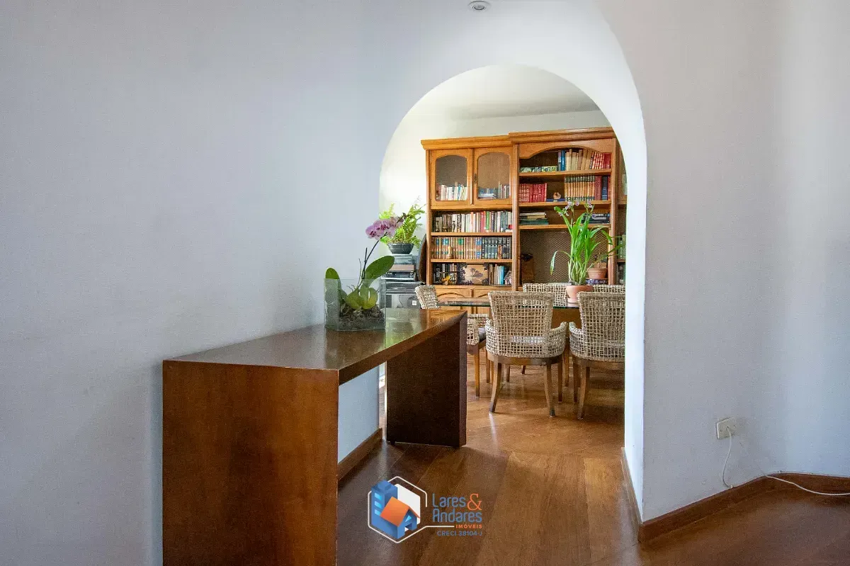 Imagem Apartamento para venda em Campo Belo com 4 quartos, sendo 2 suítes, 209m²