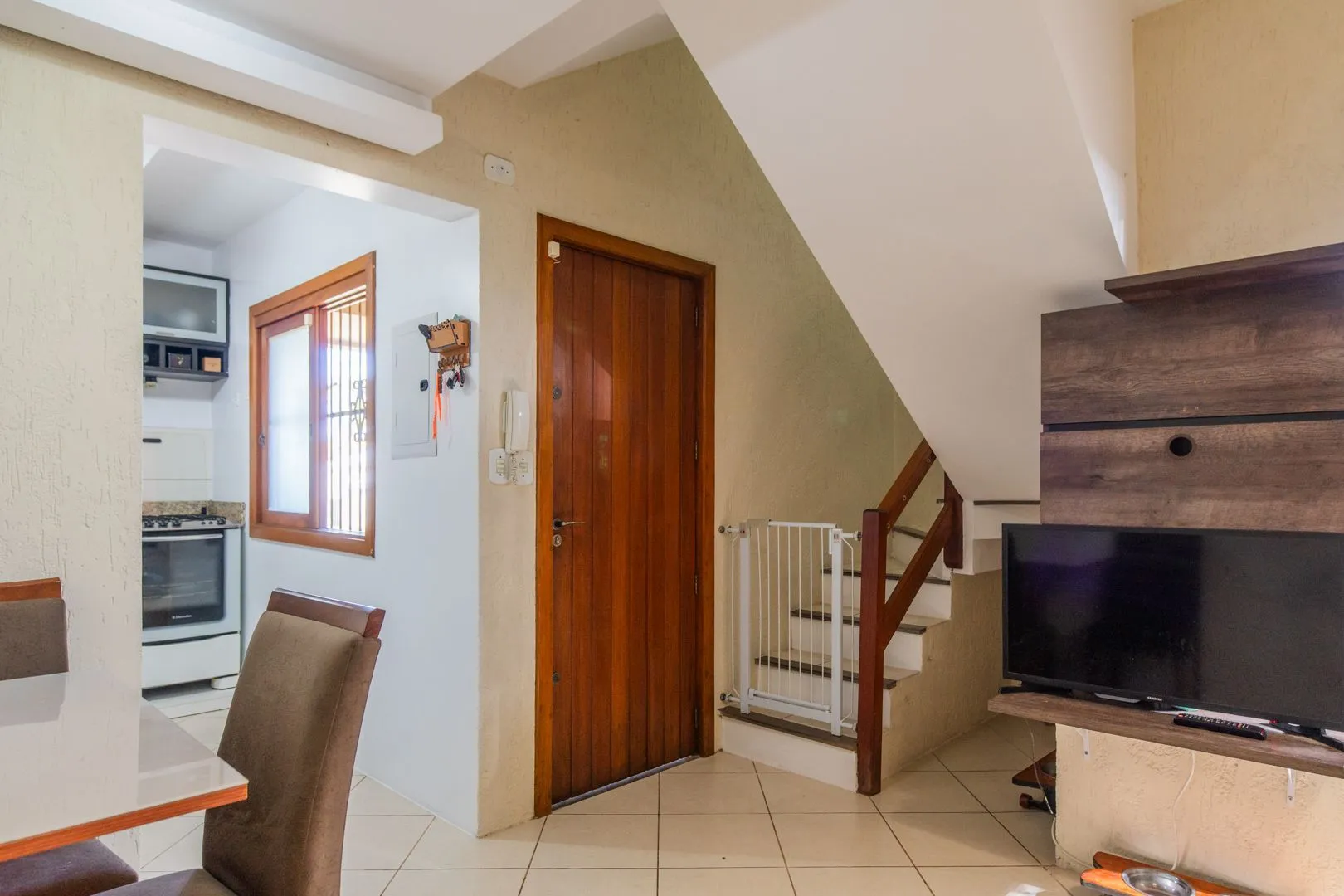 Imagem Casa em condomínio de 105m² - 2 dormitórios e 1 vaga no bairro Guarujá