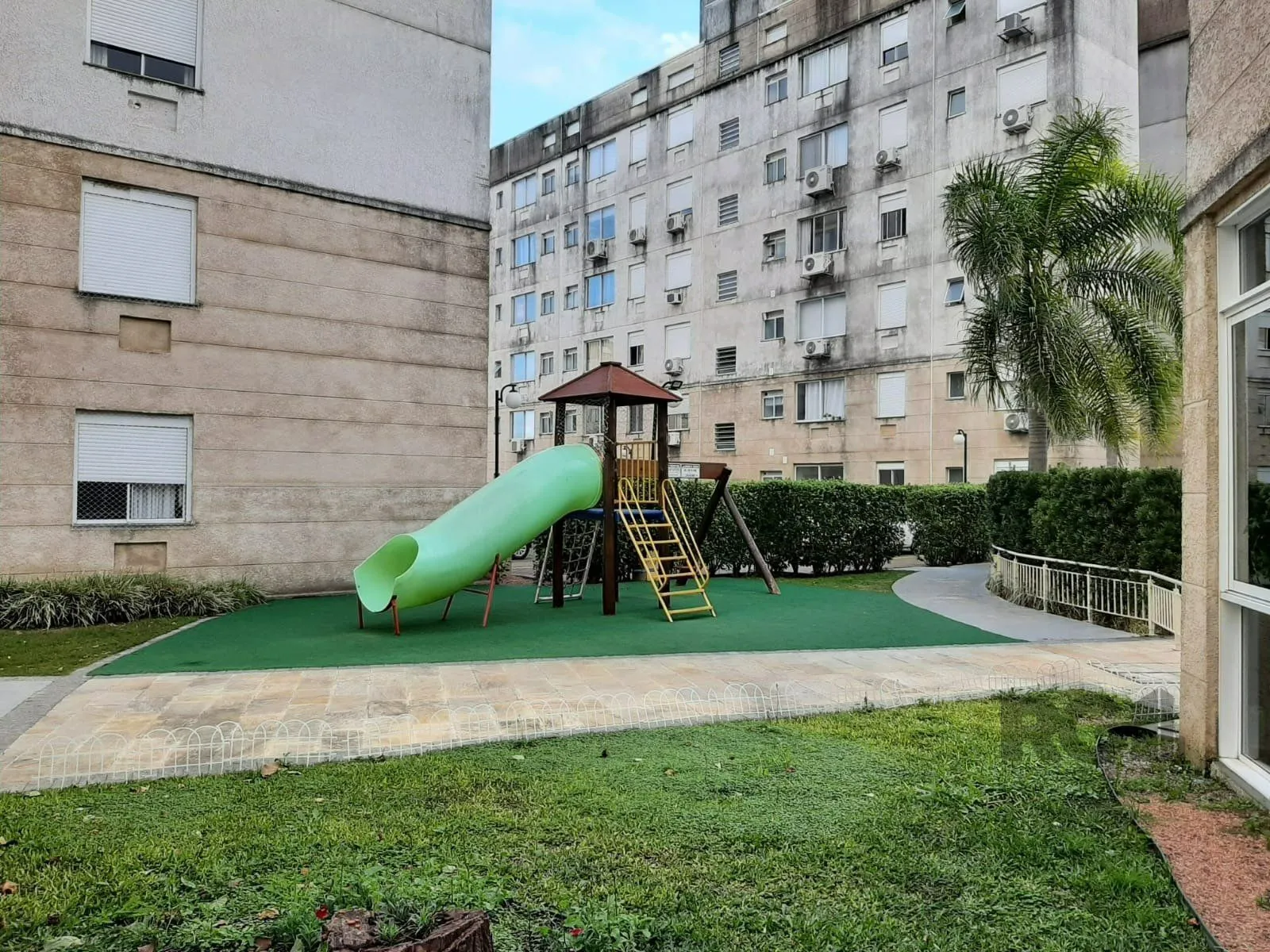 Imagem Apartamento de 3 dormitórios, 1 suíte e 1 vaga escriturada no bairro Ipanema.