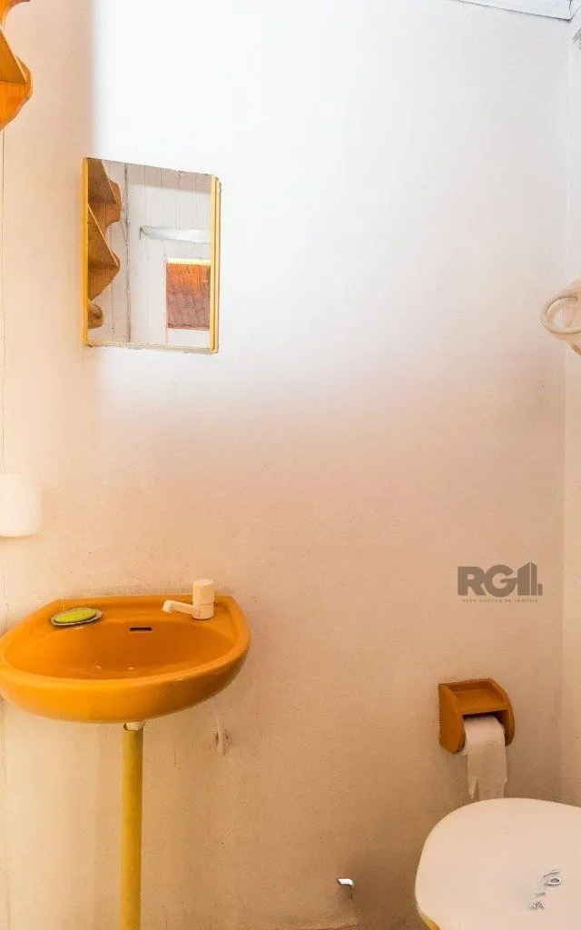 Imagem Casa de 127m², bairro menino deus