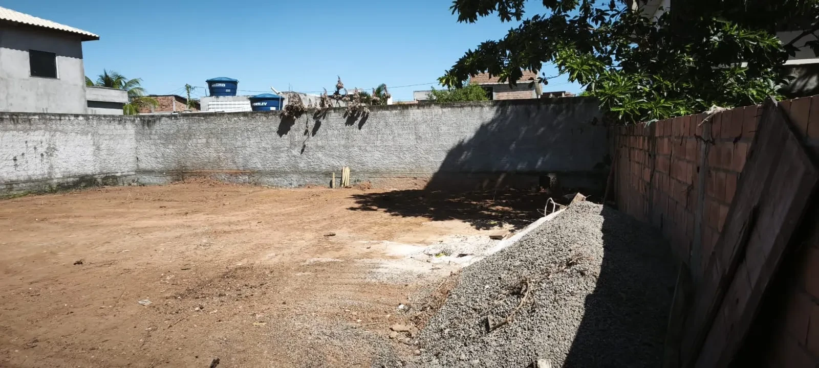 Imagem Terreno à Venda, 400 metros em Vila de Abrantes (Abrantes) - Camaçari