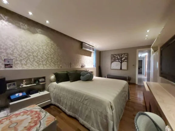 Imagem Cobertura com 4 Quartos e 6 banheiros à Venda, 540 m² melhor localização.