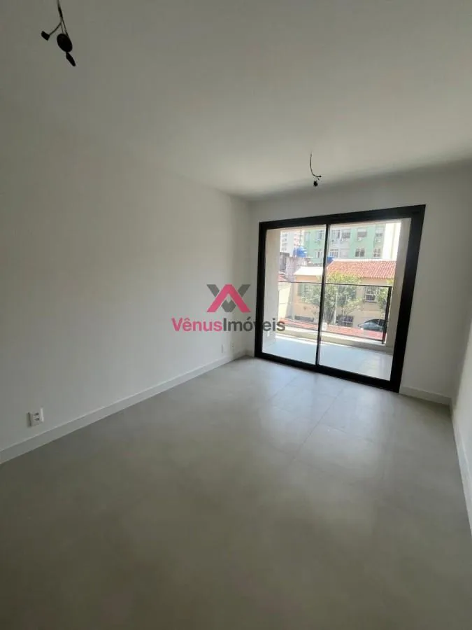 Imagem Apartamento para Venda em Rio de Janeiro, Botafogo, 2 dormitórios, 1 suíte, 2 banheiros, 2 vagas