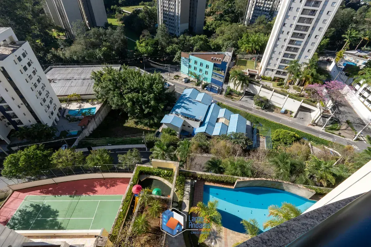Imagem Apartamento para venda em Vila Suzana com 3 quartos, sendo 3 suítes, 220m²