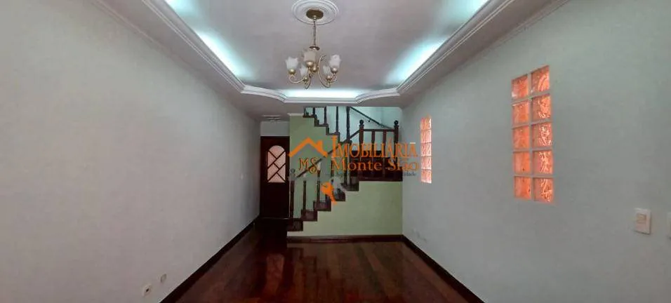 Imagem Sobrado com 3 dormitórios à venda, 220 m² por R$ 860.000,00 - Parque Renato Maia - Guarulhos/SP