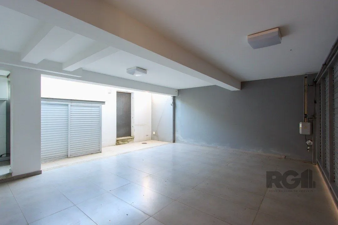Imagem Casa Condominio para Venda - 233m², 3 dormitórios, sendo 1 suites, 2 vagas - Vila Assunção