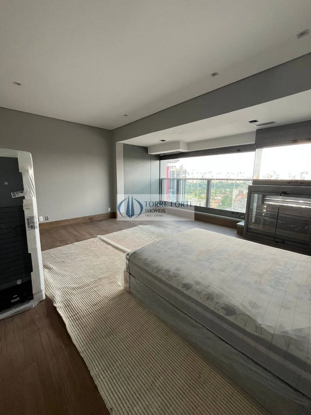 Imagem Studio com 42 m², 1 dormitório 1 banheiro 1 vaga de garagem, bem localizado