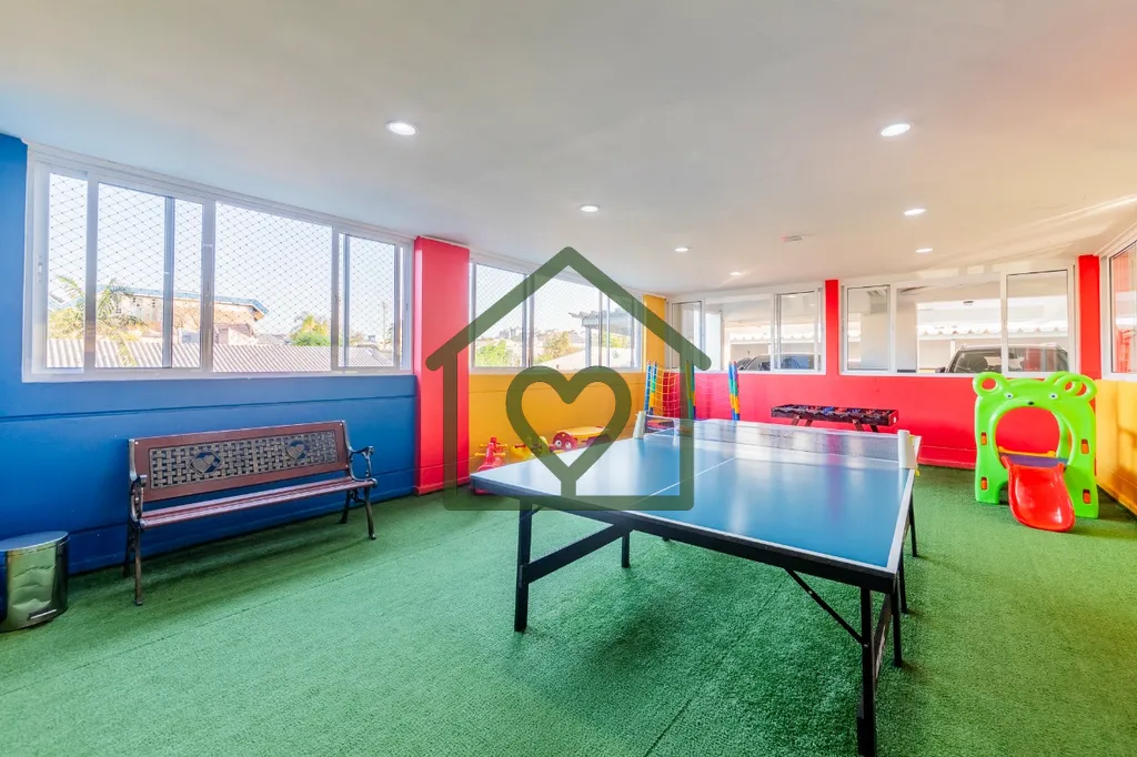 Imagem Apartamento à venda no bairro Azenha, totalmente mobiliado, com 56 m2 de área privativa em andar i...
