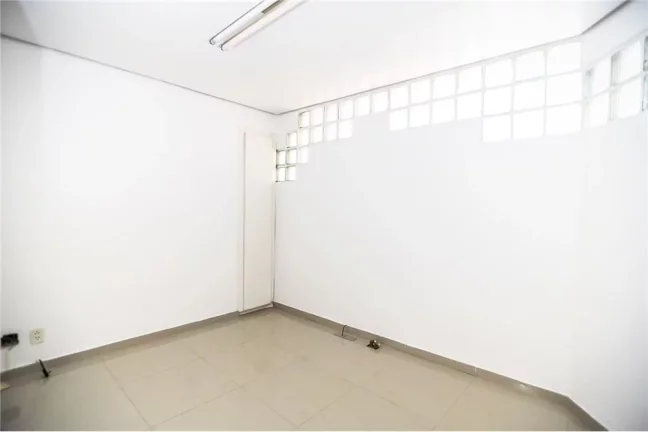 Imagem Sala para venda no bairro Centro Histórico em Porto Alegre