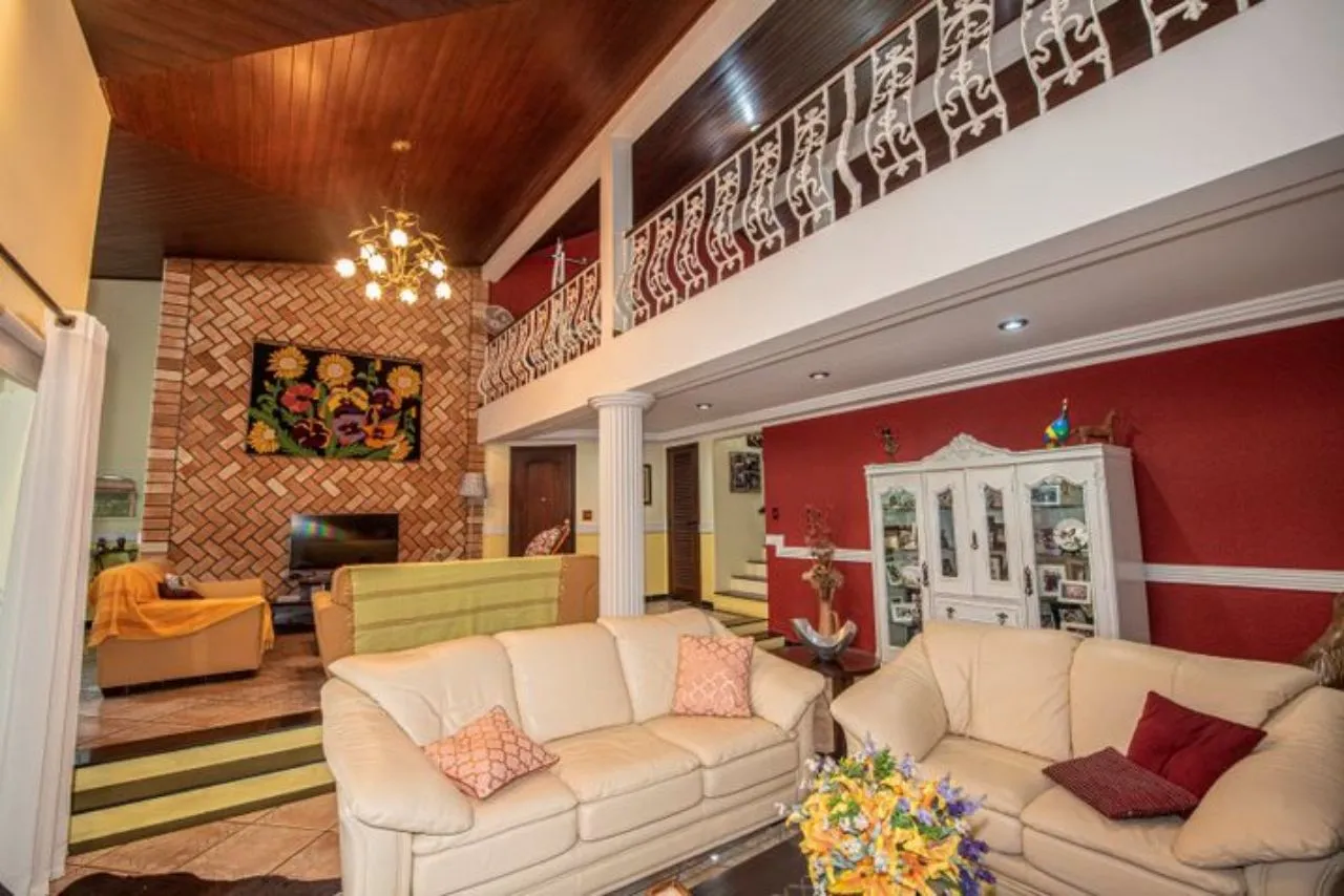 Imagem Ótima Casa para venda na Aldeia da Serrinha - Próximo a prefeitura