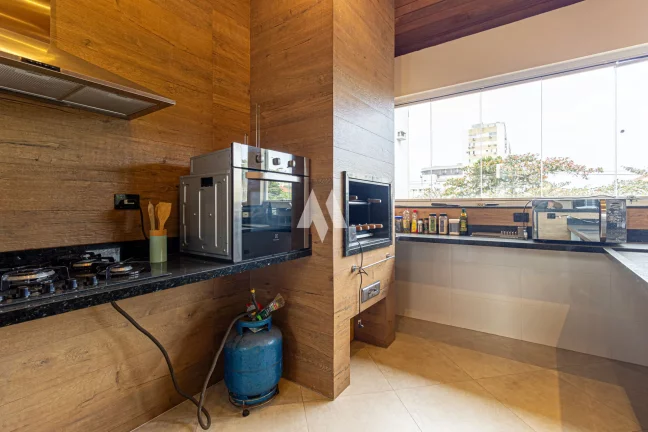 Imagem Casa de cinema no bairro da Aparecida toda modernizada e com área gourmet!