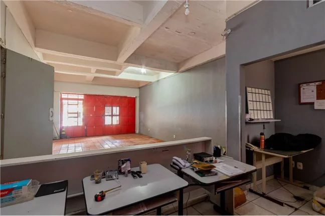 Imagem Edifício Comercial para venda no bairro Santa Maria Goretti em Porto Alegre