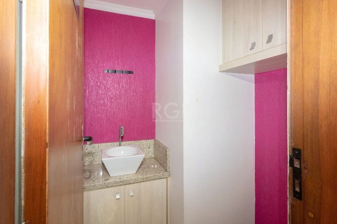 Imagem Conjunto/Sala para Venda - 42.6m², 0 dormitórios, 1 vaga - Praia de Belas
