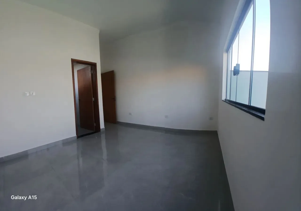 Imagem Casa Nova com 2 Dormitórios e 2 Vagas no Jardim São Carlos, Sorocaba/SP