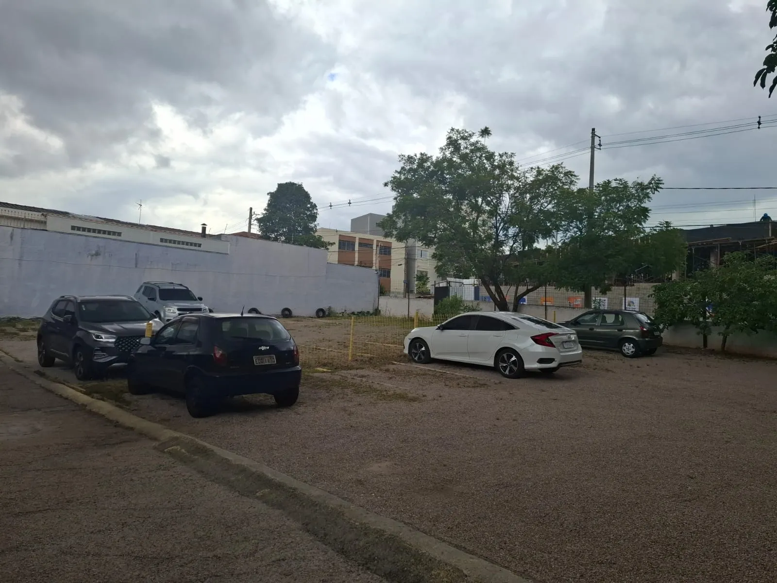 Imagem Terreno de esquino no Bairro Villa Trujillo Sorocaba