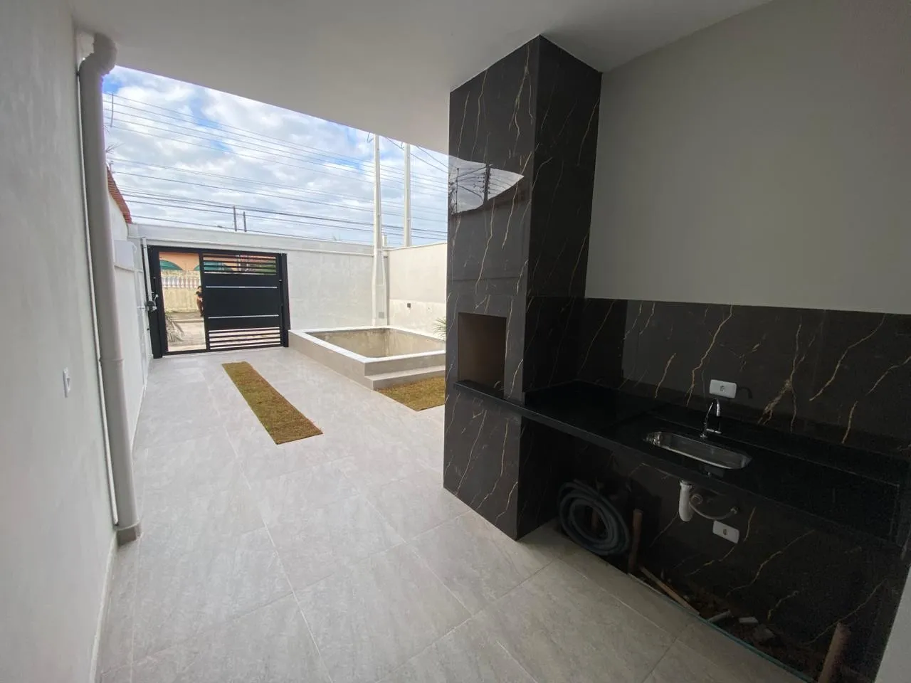 Imagem Casa para Venda em Itanhaém, Jamaica (Praia), 2 dormitórios, 1 suíte, 2 banheiros, 2 vagas